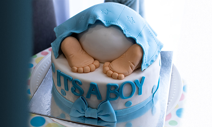 Celebrating the Arrival of a Baby Boy with a Special Occasion Cake